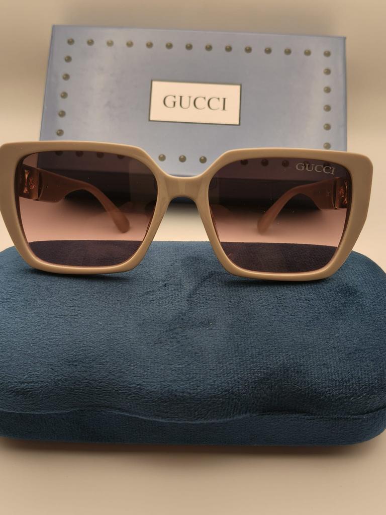 Gucci zonnebril nieuw met verpakking, Ophalen of Verzenden, Nieuw, Zonnebril