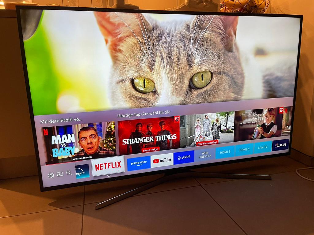 Samsung 65” 4k Smart Tv, Ophalen of Verzenden, Zo goed als nieuw, LG, Smart TV