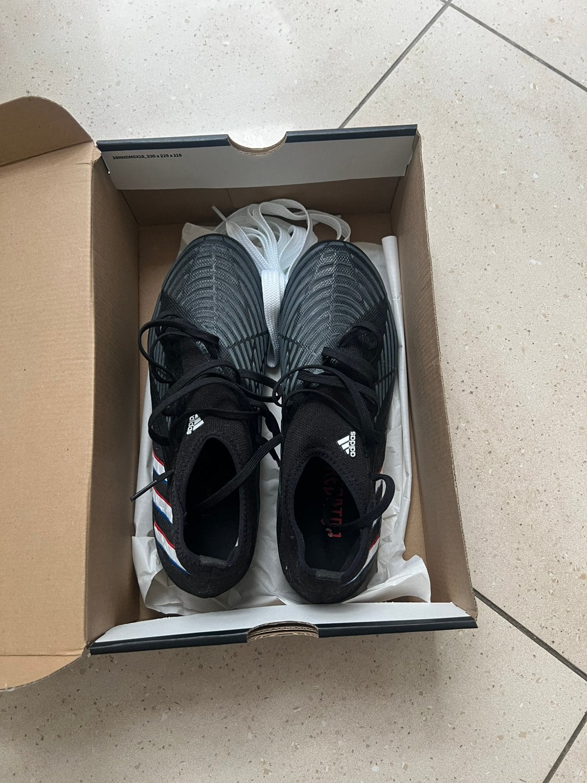 Adidas Predator Edge.3 FG, Sports & Fitness, Enlèvement, Comme neuf, Chaussures