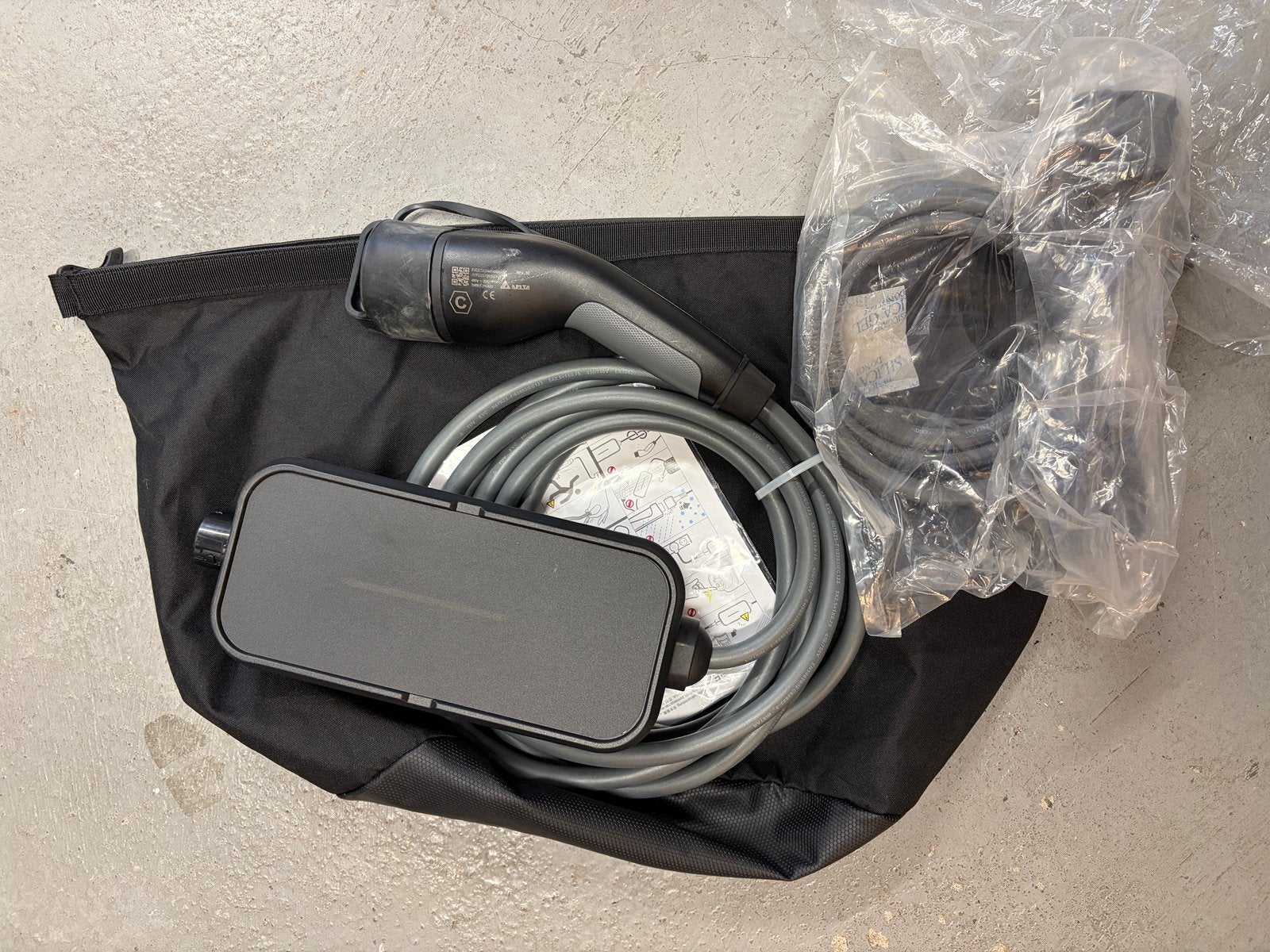 Originele BMW Flexible Fast Charger Mode 2 laadkabel NIEUW!, Autos : Divers, Bornes de recharge, Enlèvement ou Envoi, Comme neuf