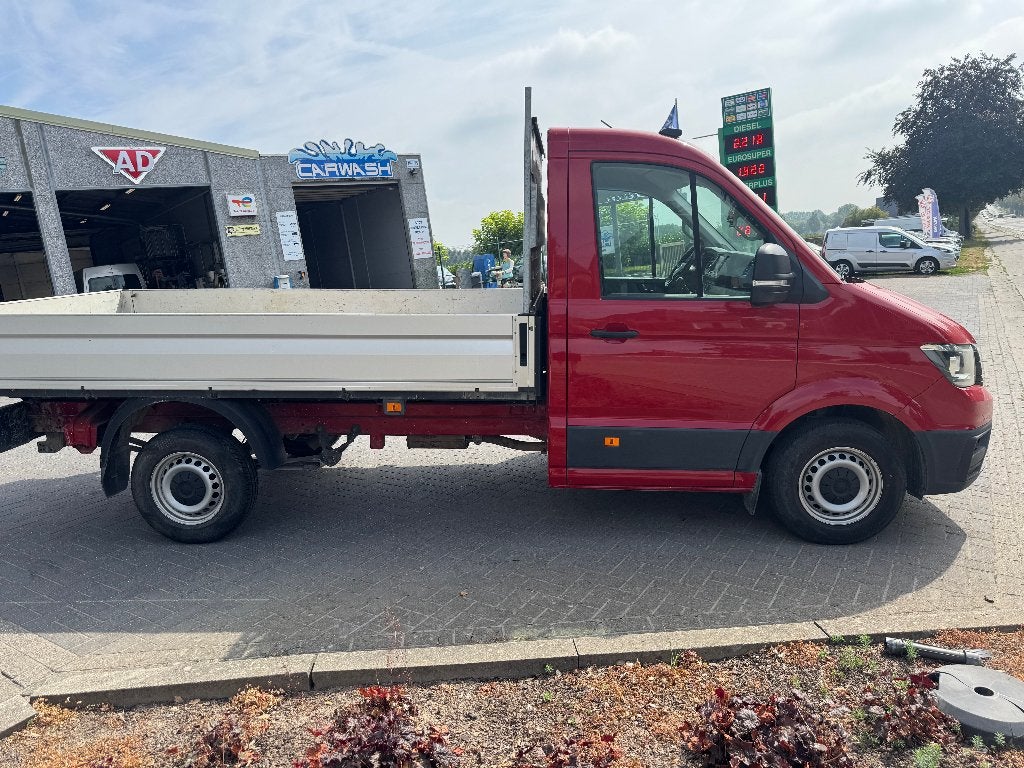 VW Crafter avec coffre 2019 85000km 18900€ + TVA, Autos, Rouge, Achat, Euro 6, Entreprise
