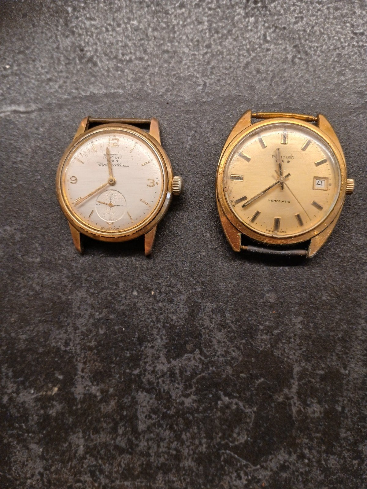 oude herenhorloges Pontiac, Ophalen