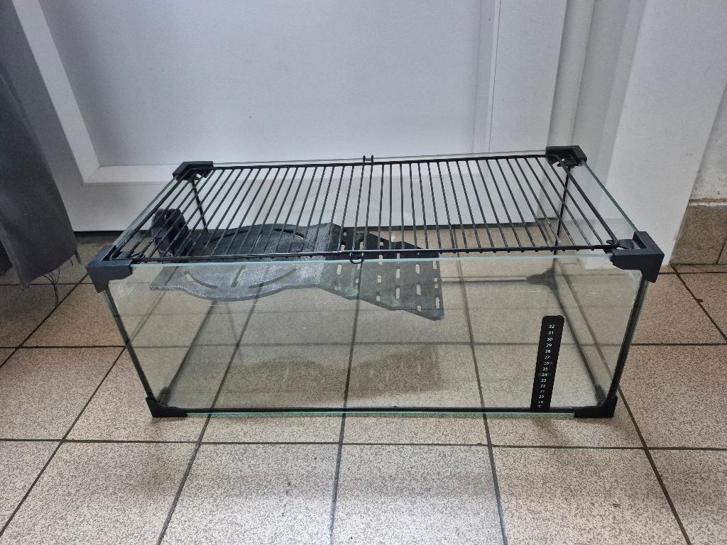 Aquarium, Enlèvement, Comme neuf