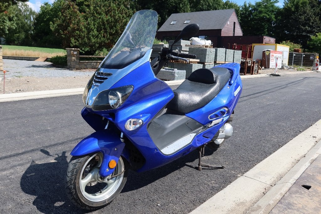 Scooter 250cc - 2010 - premier propriétaire, Ophalen