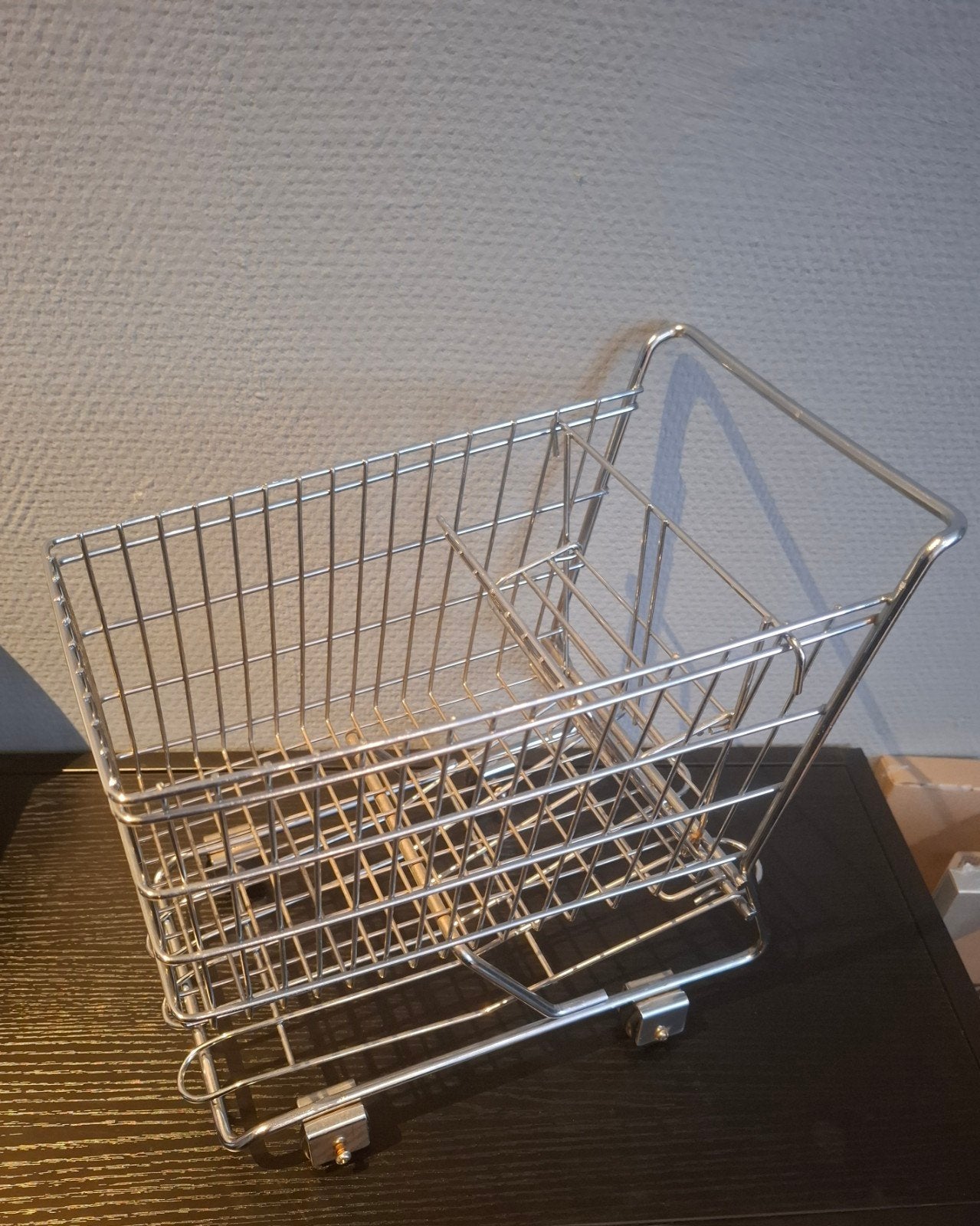 miniatuur winkelkar, Metaal, Overige typen, Zo goed als nieuw, Mid-century modern
