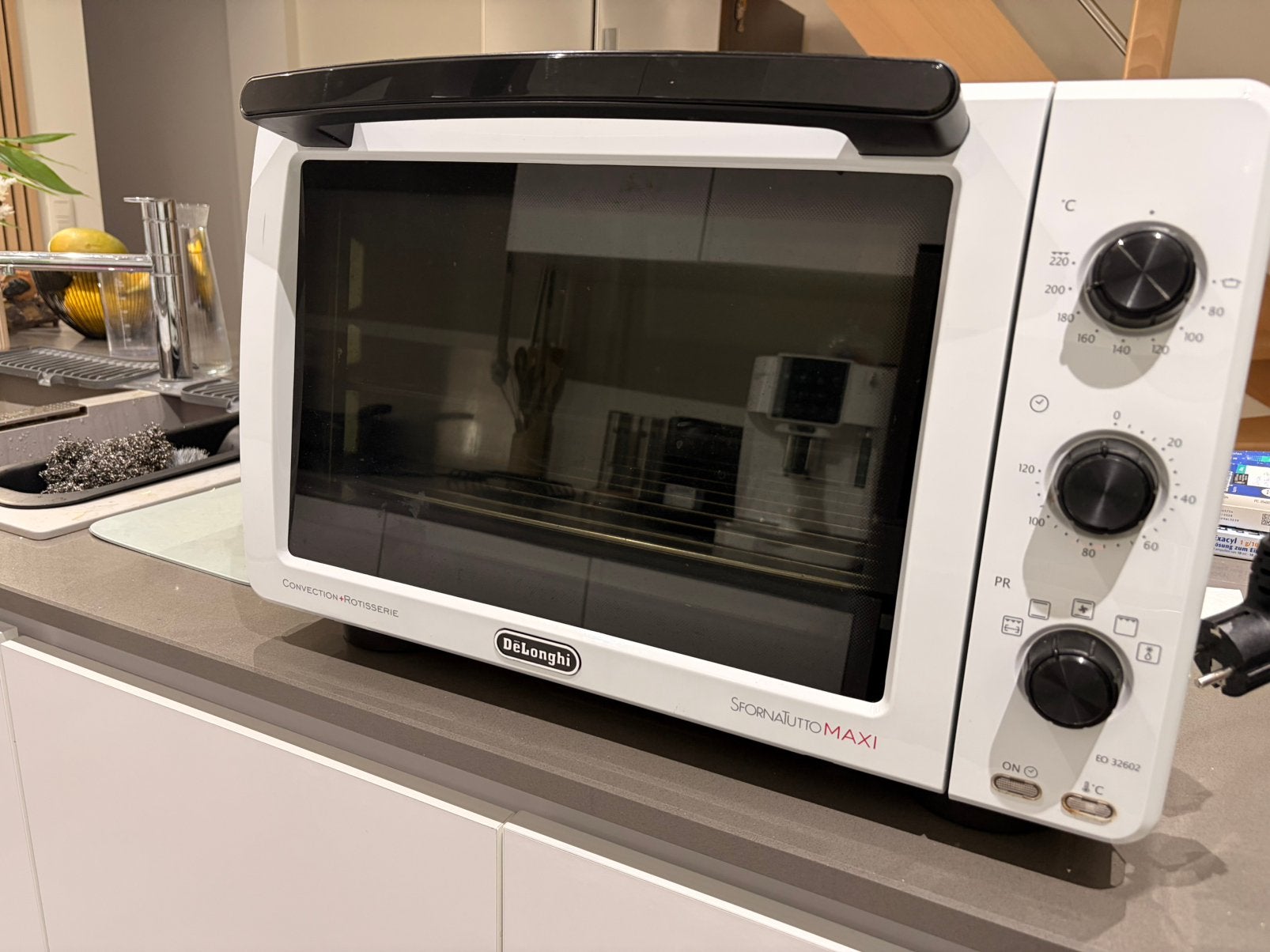 Electrical oven - De longhi 2.000W, Elektronische apparatuur, Ovens, Ophalen, Zo goed als nieuw, Oven