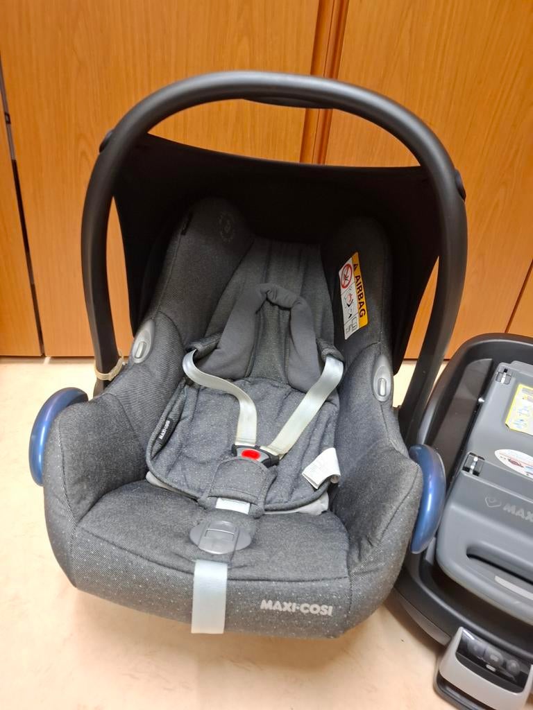 Maxi Cosi met onderstel en isofix, Kinderen en Baby's, Ophalen, Isofix