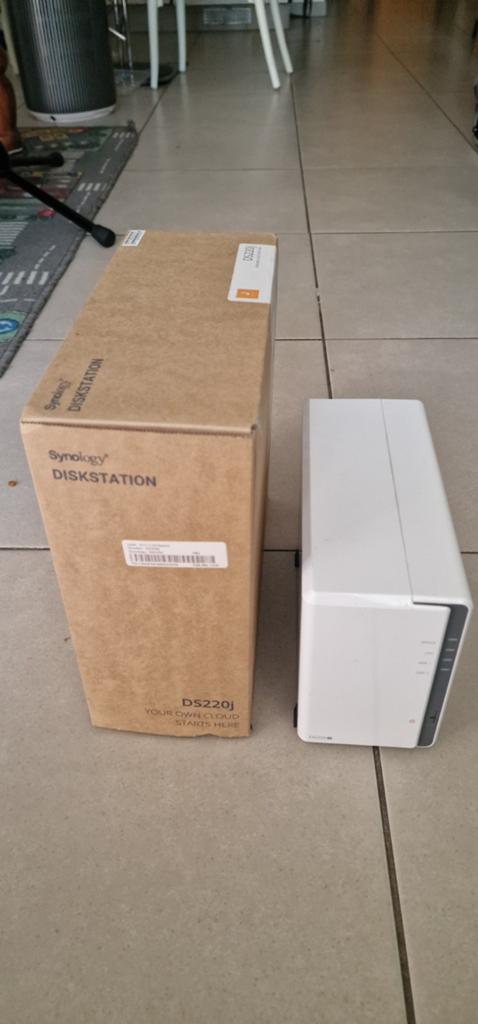 Synology NAS DS220j - Without Disk, Enlèvement ou Envoi