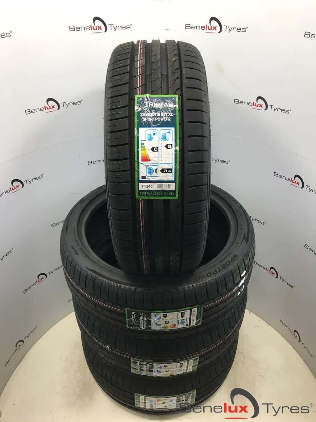 NIEUW 225/40ZR19 225/40R19 225/40 ZR19 R19 225/40/19 2254019, -, -, Nieuw, Band(en)