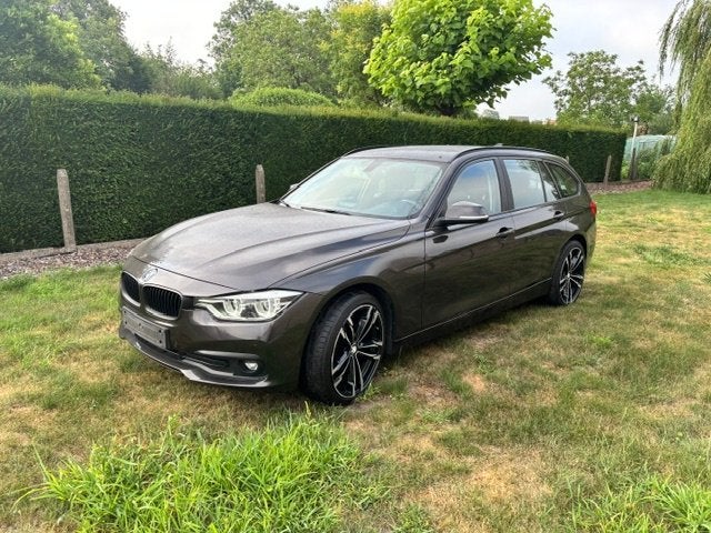 BMW 318D TOURING INDIVIDUAL 2017, Auto's, BMW, 100 kW, 1995 cc, 4 cilinders, Bruin