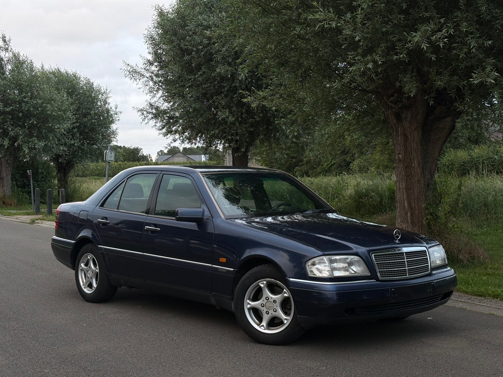 Mercedes-Benz C180 Elegance Automaat – Gekeurd voor Verkoop, foto 4