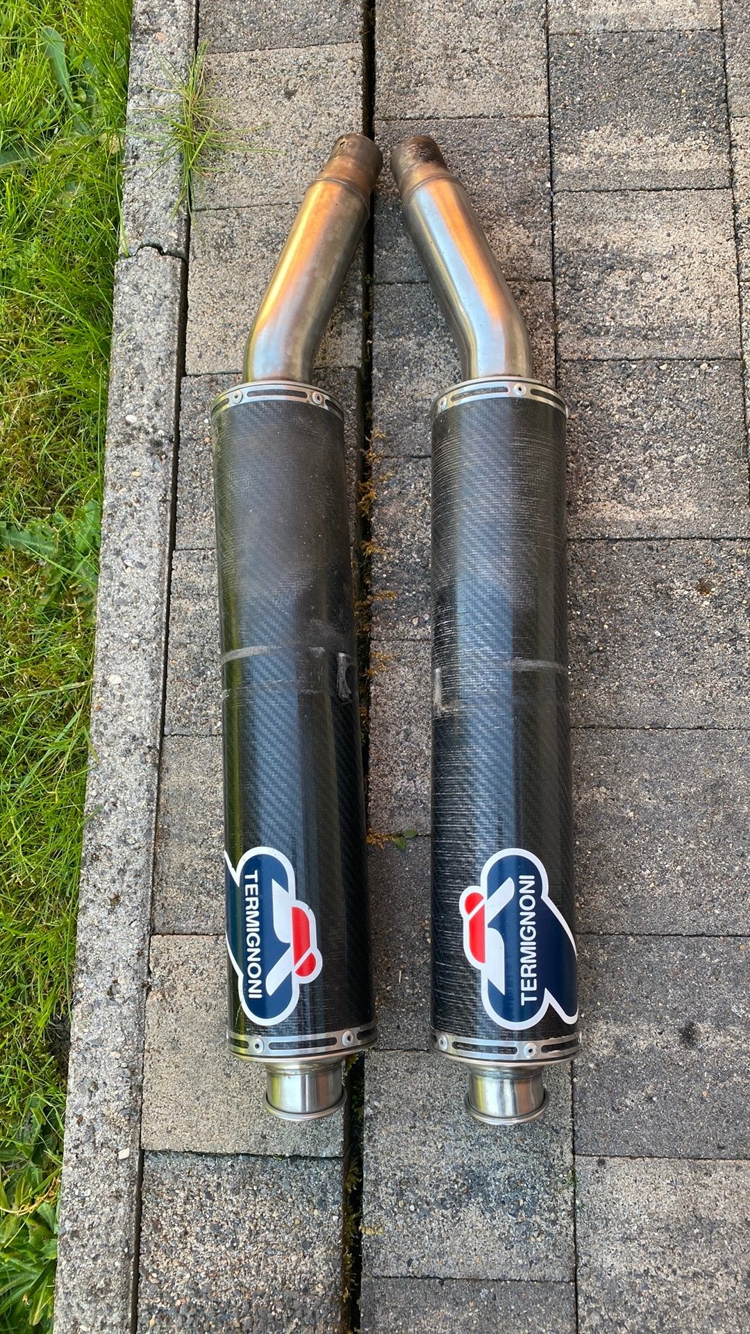 Termignoni Dempers stonden op een Ducati 900, Ophalen