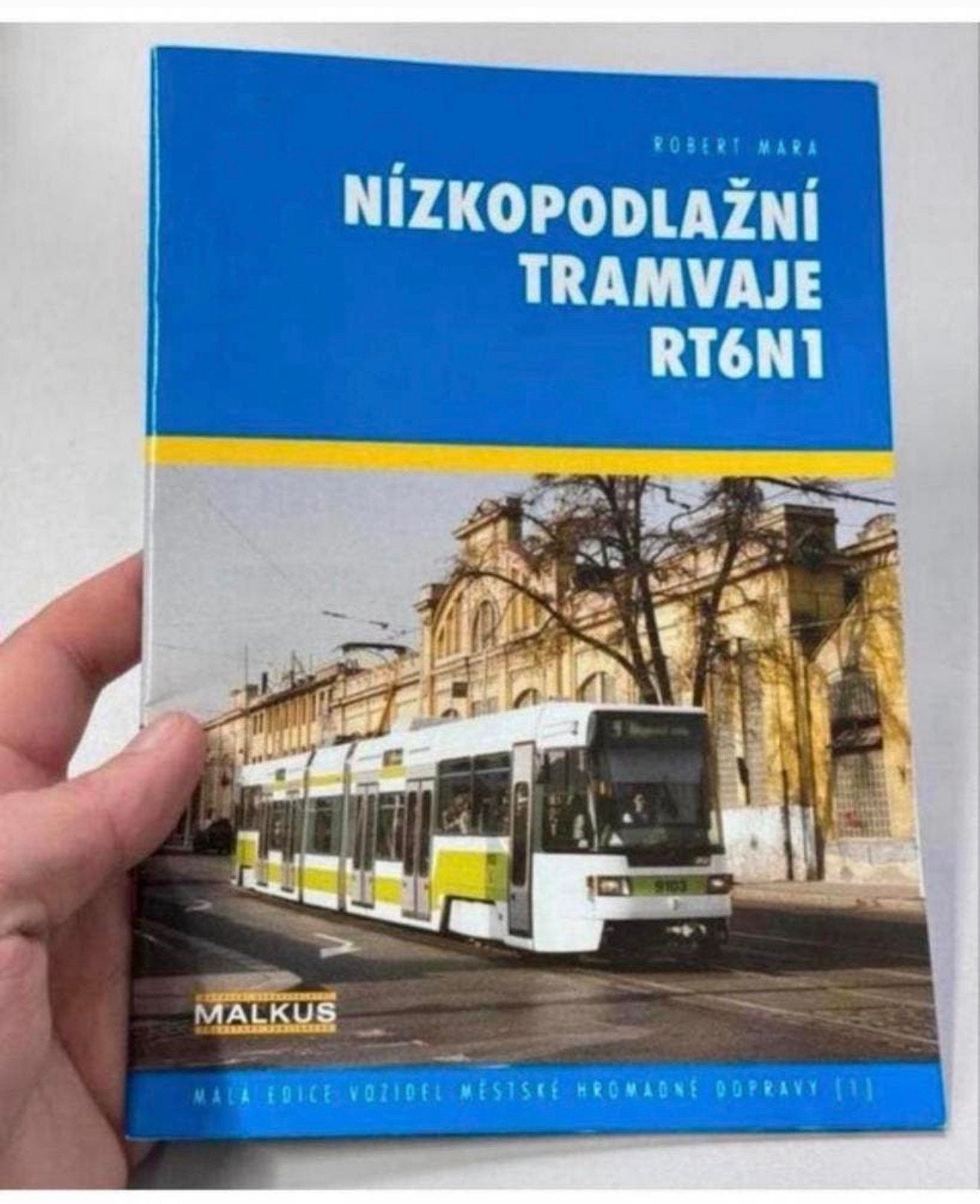 Book - Tatra RT6N1 Tram - Nizkopodlazni Tramvaje Tsjechisch, Boeken, Vervoer en Transport, Ophalen of Verzenden, Nieuw, Tram