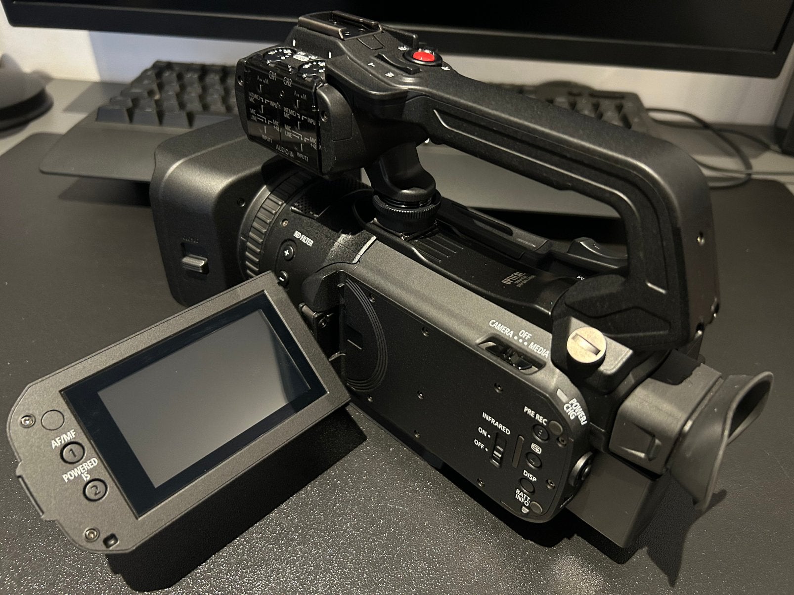 Canon XA50 4K camcorder + extra batterij (BP-820), TV, Hi-fi & Vidéo, Caméscopes numériques, Enlèvement, Comme neuf, Canon