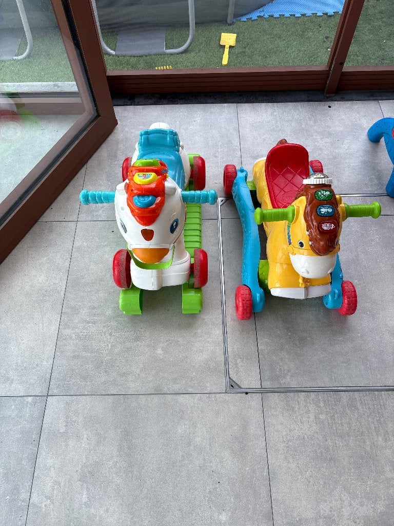 Jouet bébé, Enfants & Bébés, Jouets | Jouets de bébé, Comme neuf, Autres types, Avec lumière, Sonore, À roulettes, Enlèvement