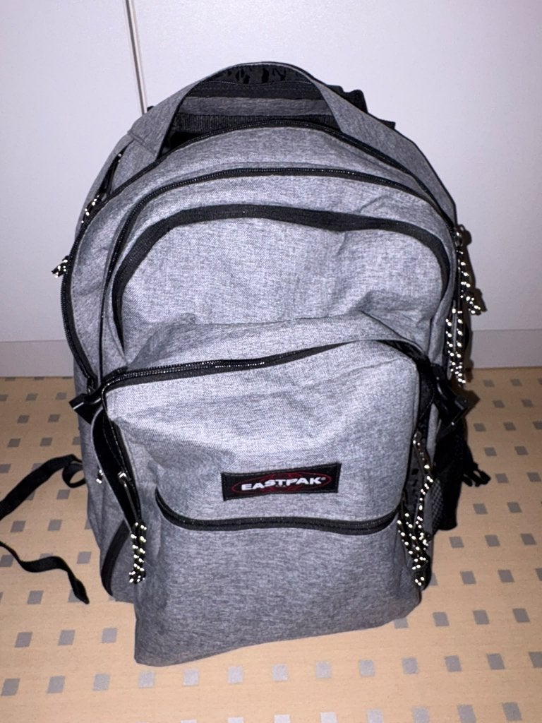 Rugzak van Eastpak, 25 tot 40 cm, Nieuw, Waterdicht, Eastpak