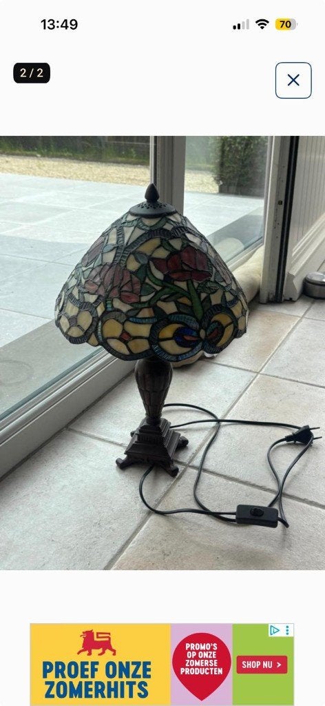 Tiffany style  tafellamp met  glas in lood kap, Huis en Inrichting, Art deco, E27 (groot), Met schakelaar, Glas