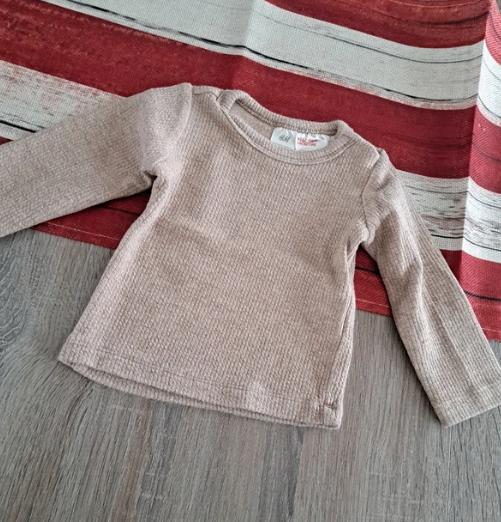 H&M beige longsleeve 62, Kinderen en Baby's, Babykleding | Maat 62, Jongetje of Meisje, H&M, Ophalen of Verzenden, Zo goed als nieuw