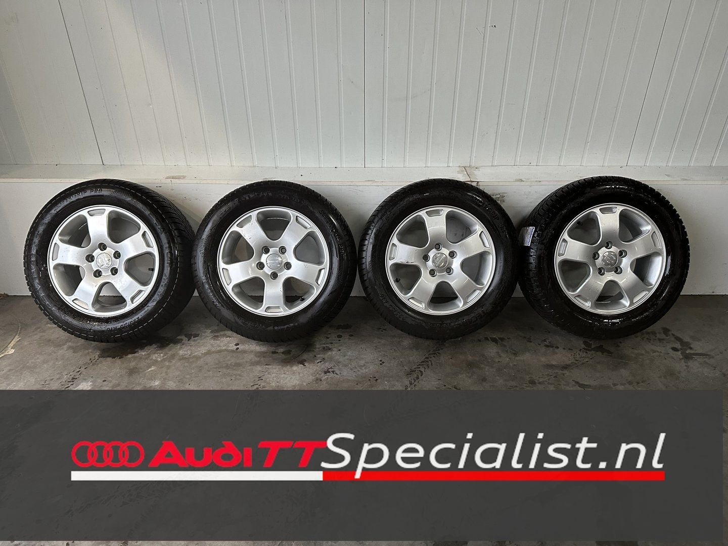 Winterbanden set op 16" velgen Audi TT MK2 ( 2006-2014 ), Pneus et Jantes, Pneus hiver, -, 16 pouces