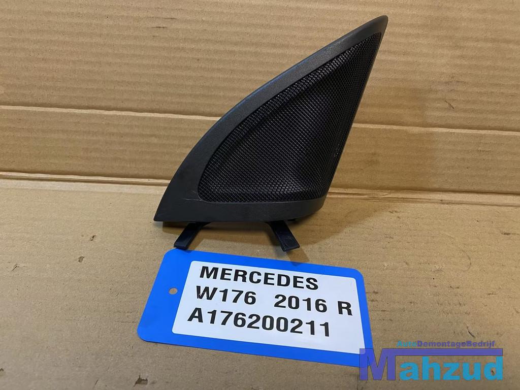 MERCEDES A KLASSE W176 Rechts voor deur tweeter speaker 2012, Gebruikt, Mercedes-Benz AG, Mercedes-Benz, Mercedesstrasse 120
70372  Stuttgart, DE