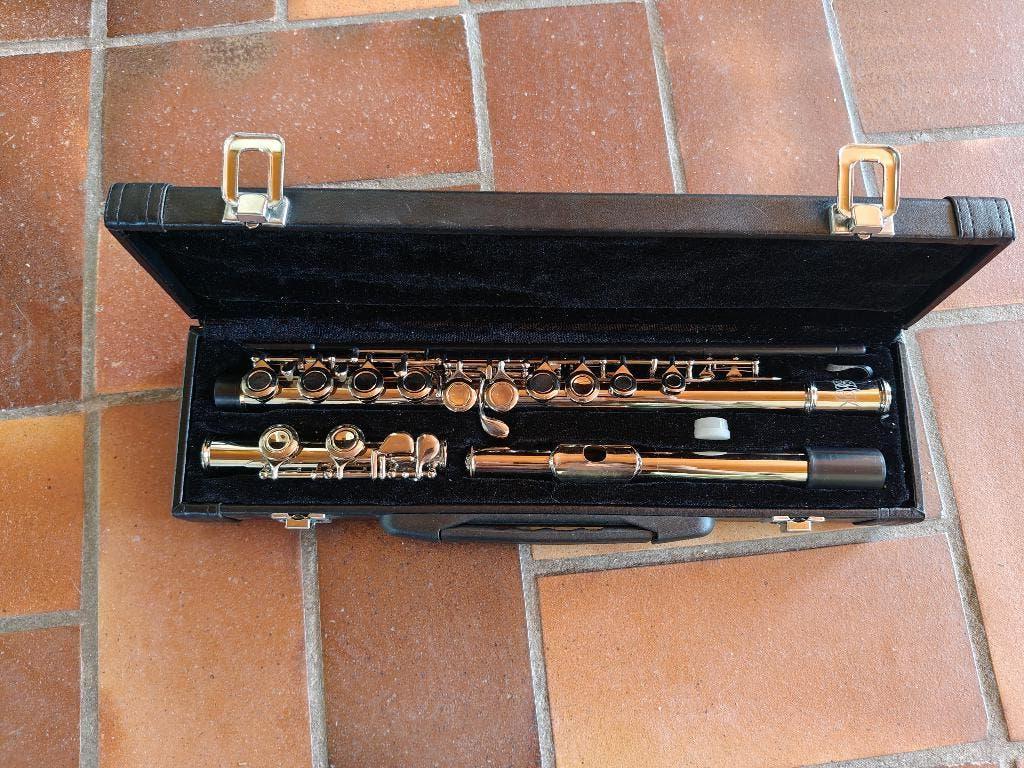 Dwarsfluit HK, Musique & Instruments, Enlèvement, Utilisé, Flûte traversière, Avec valise ou sac