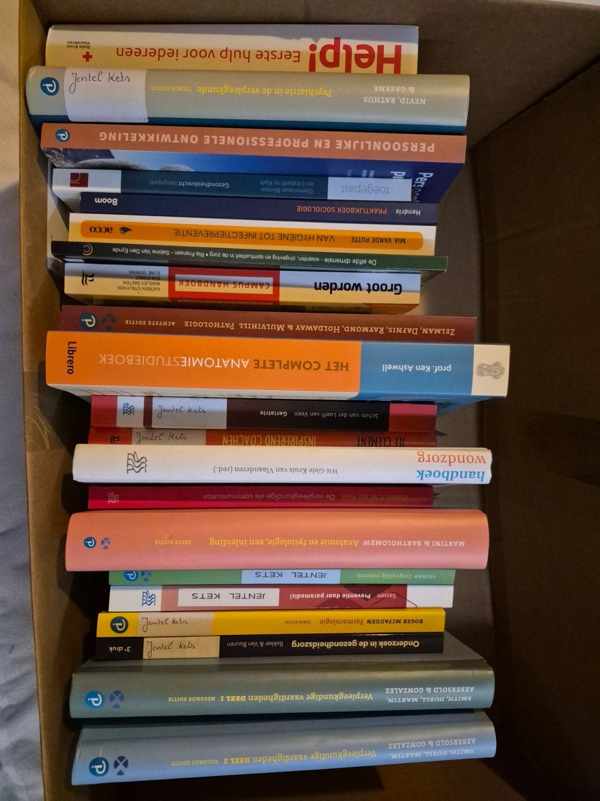 Lot studieboeken verpleegkunde, Boeken, Gezondheid, Dieet en Voeding, Ophalen of Verzenden