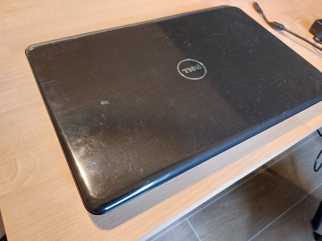 Dell Inspiron N7010 – voor onderdelen / opknapproject, Ophalen, Gebruikt, HDD, 2 tot 3 Ghz