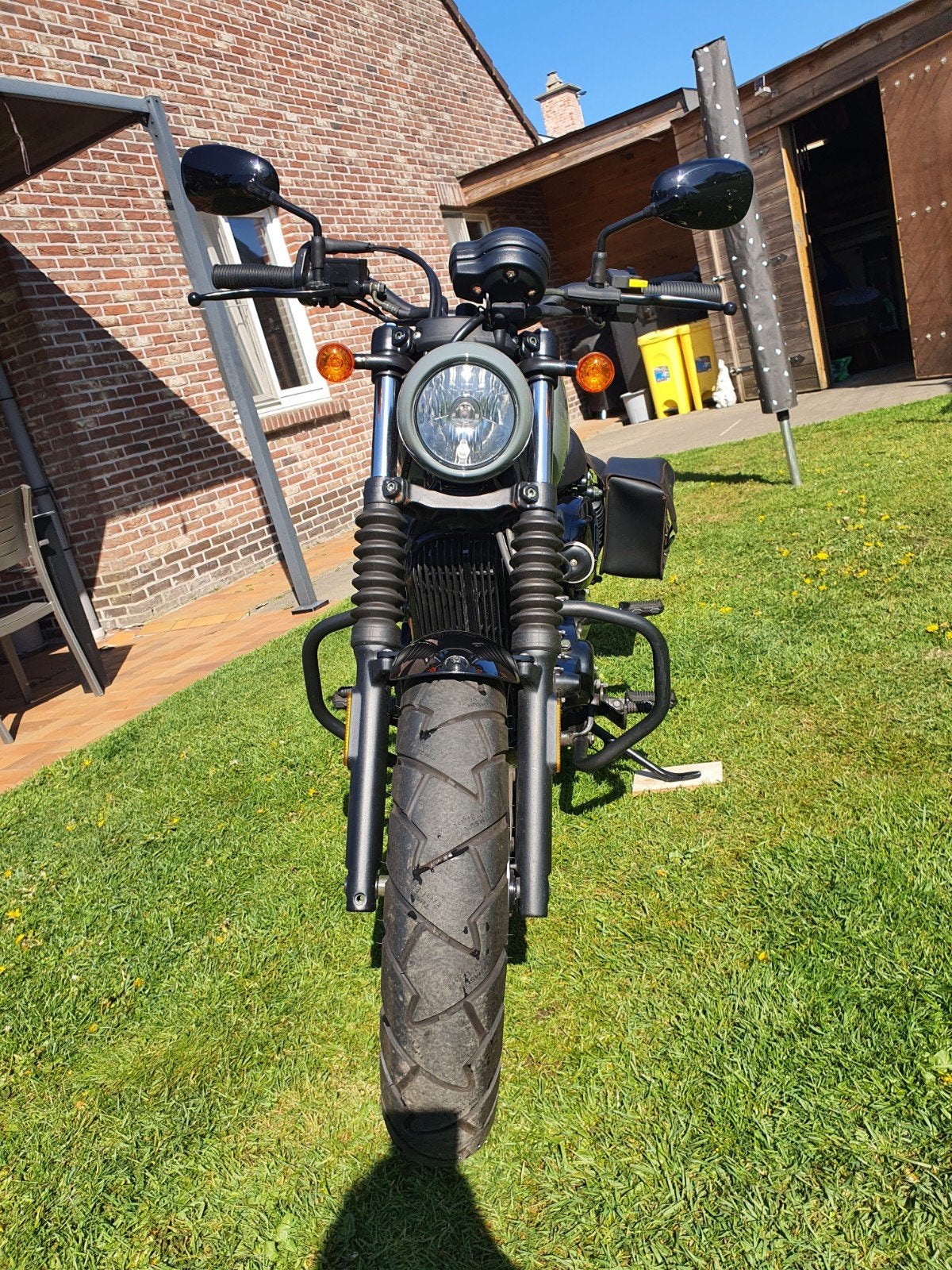 Hyosung Aquila GV125 Bobber 2021 Rijbewijs B!!, Motoren, 2 cilinders, Occasion, Chopper, Particulier