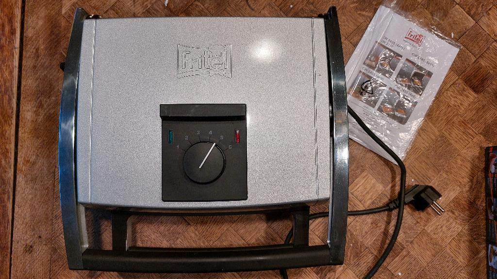 Gaufrier/grill Fritel, Ophalen, Uitneembare platen, Zo goed als nieuw