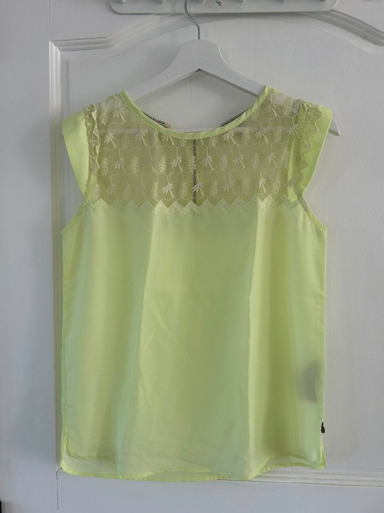 Gele top maison Scotch Maat 1, Maison scotch, Geel, Ophalen of Verzenden, Zo goed als nieuw