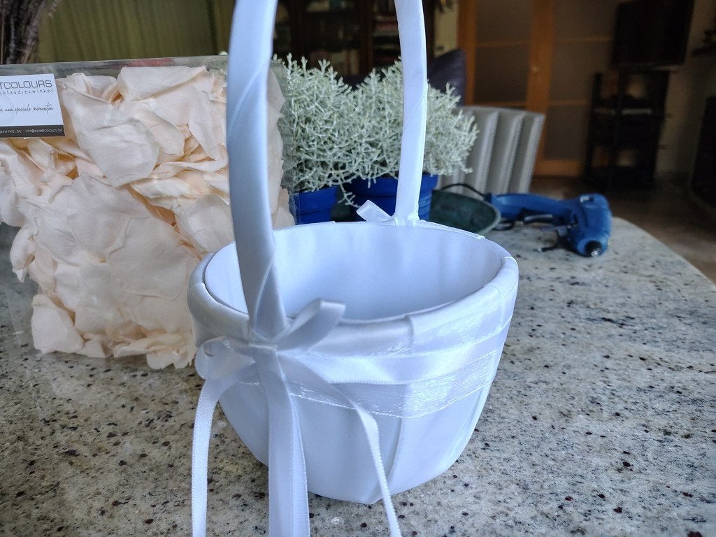 panier de mariage et pétales de rose, Enlèvement, Comme neuf, Autres types
