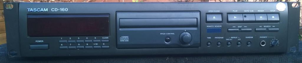 CD-speler Tascam Pro CD-160 met pitch-control, TV, Hi-fi & Vidéo, Lecteurs CD, Enlèvement ou Envoi, Reconditionné, Autres marques