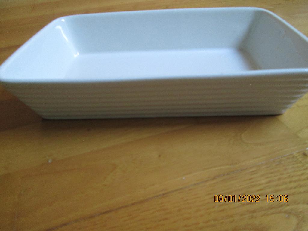 Plat blanc rectangulaire en céramique pour le four, Ophalen, Keramiek, Zo goed als nieuw, Kom(men)