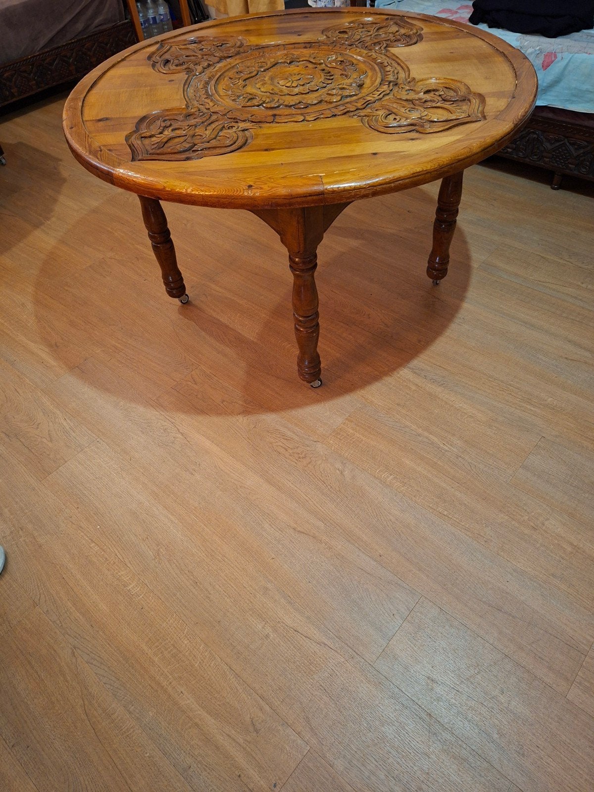 table ronde de salon marocain., Rond, Enlèvement, Utilisé, 75 cm ou plus