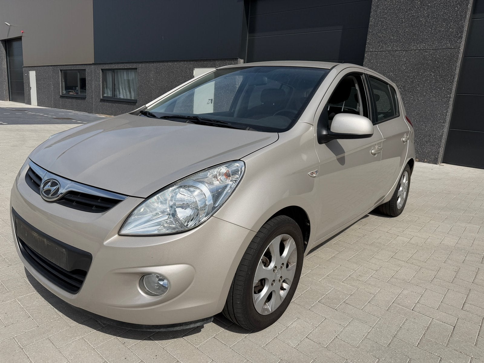 Hyundai i20 1.2 benzine, Auto's, Voorwielaandrijving, Euro 5, Stof, Zwart