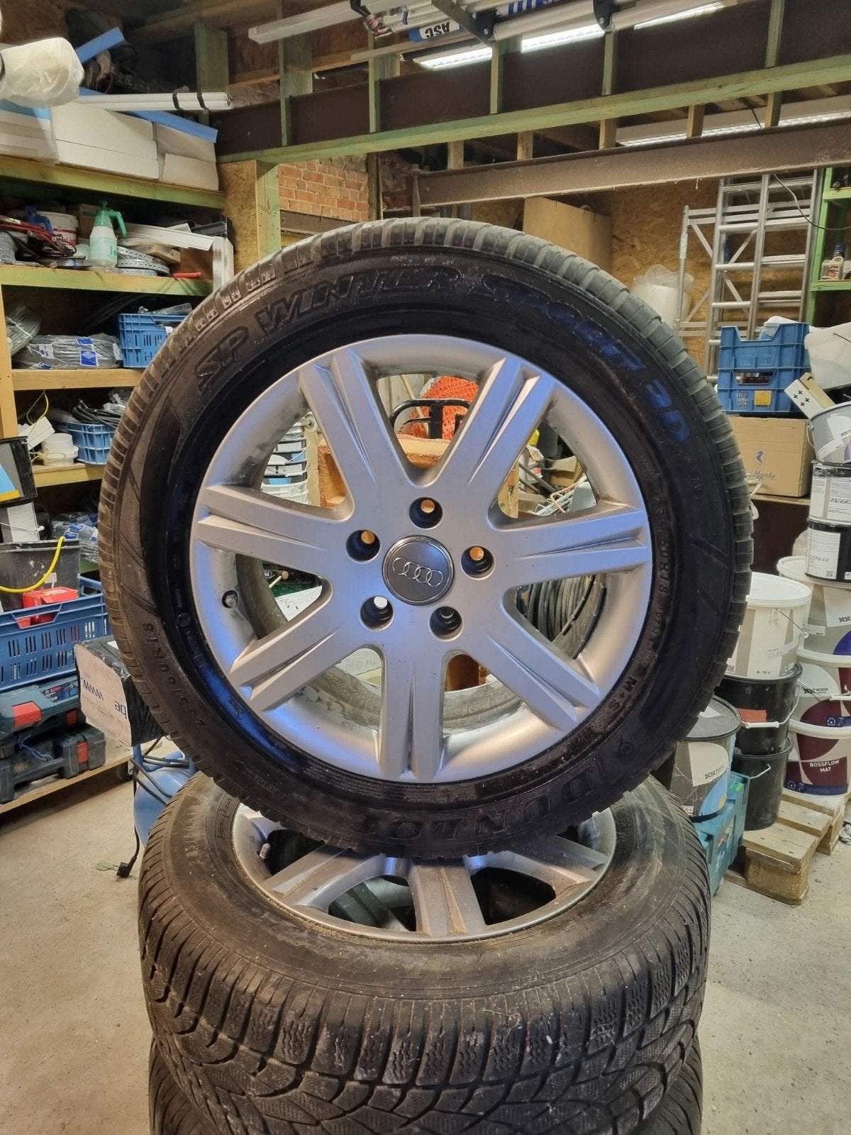 set winterbanden Dunlop geschikt voor een Audi Q7., Auto-onderdelen, Ophalen, Gebruikt, Banden en Velgen, Winterbanden