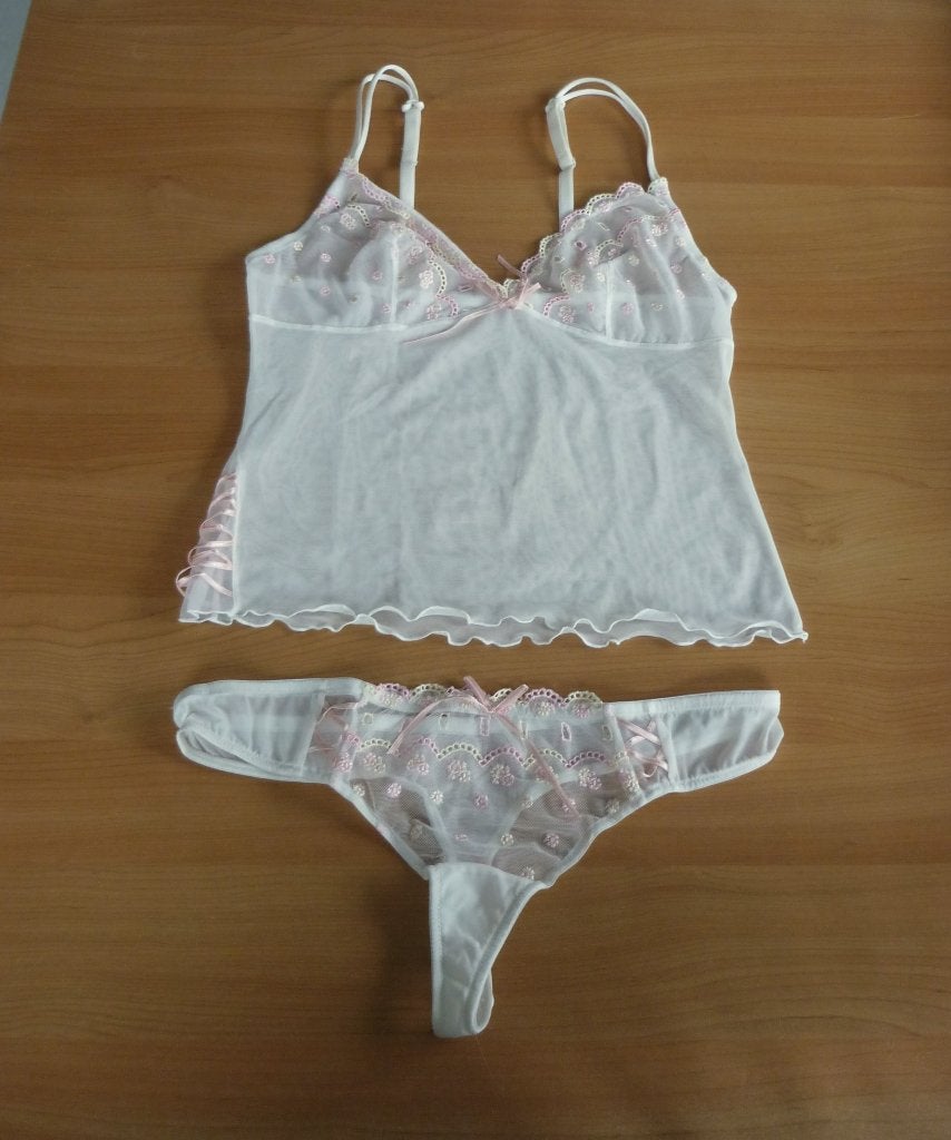Ecru lingerie setje top string roze bloemen Mt 36, Enlèvement ou Envoi, Blanc, Ensemble