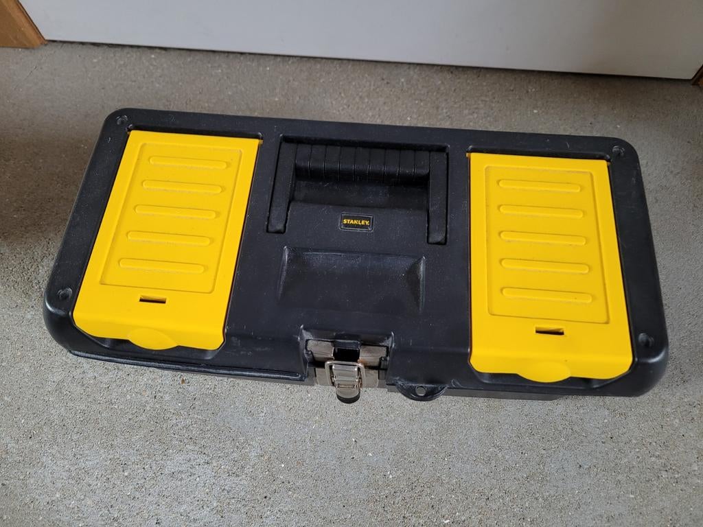 Stanley gereedschapskoffer, Ophalen, Gebruikt