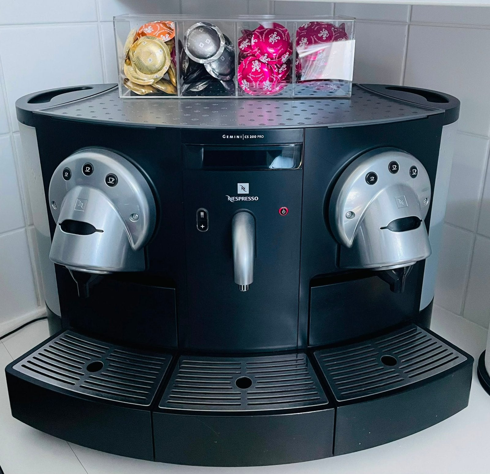Nespresso Gemini CS 200 Pro te koop, Elektronische apparatuur, Ophalen, Zo goed als nieuw