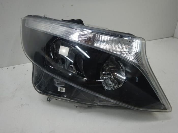Mercedes-Benz Vito A447 Koplamp Rechts Halogeen H7 Rechts R, Ophalen of Verzenden, Gebruikt