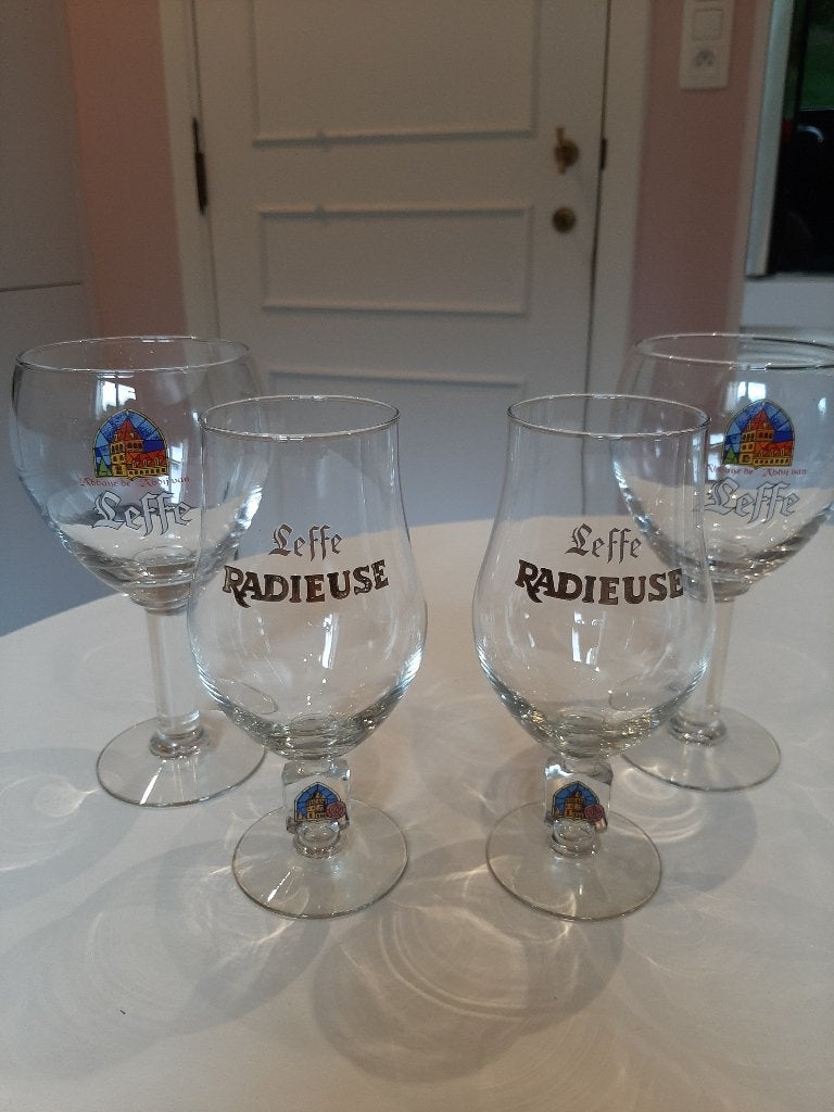 Verres à bière:Leffe, Leffe radieuse, Gueuze Belle-Vue, Duve, Enlèvement ou Envoi, Leffe