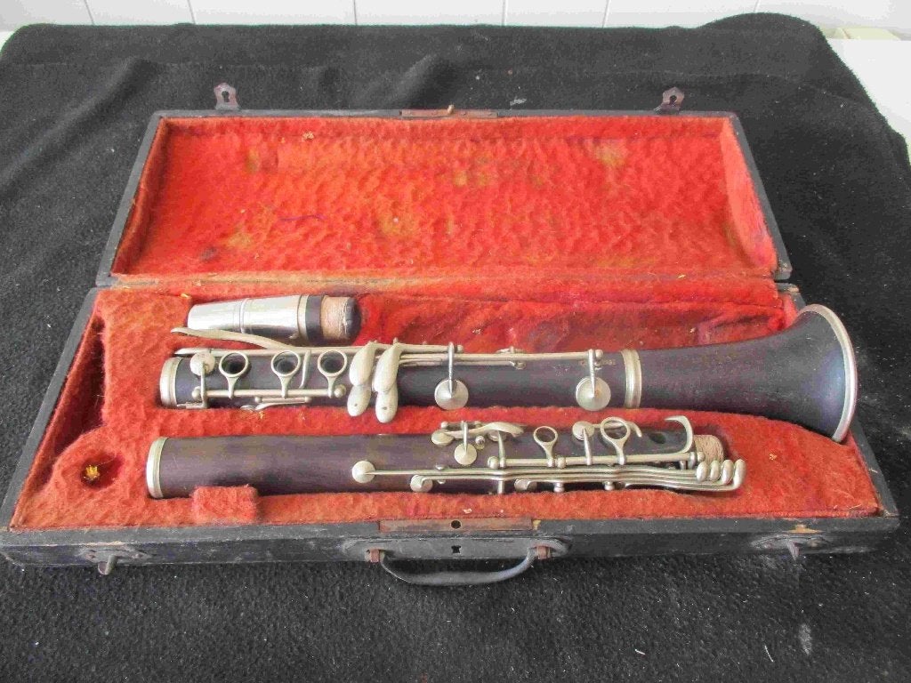Klarinet Buffet Crampon + Noblet, Muziek en Instrumenten, Blaasinstrumenten | Klarinetten, Gebruikt, Bes-klarinet, Hout, Met koffer