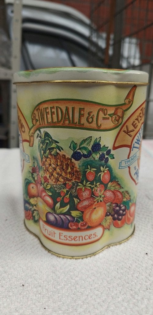 blik metalen doos Tweedale vintage hoekige cilinder, Ophalen of Verzenden, Zo goed als nieuw, Overige, Overige merken