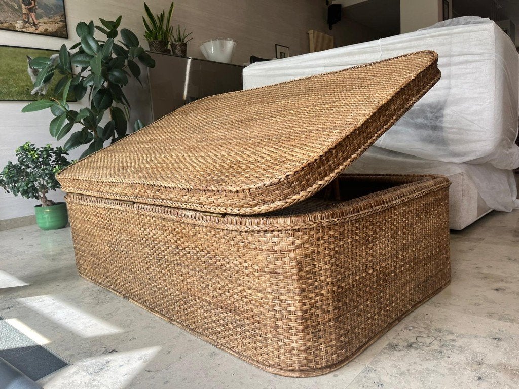 Grote rieten opbergkoffer/salontafel, Huis en Inrichting, Ophalen, Zo goed als nieuw, Rechthoekig, Overige materialen