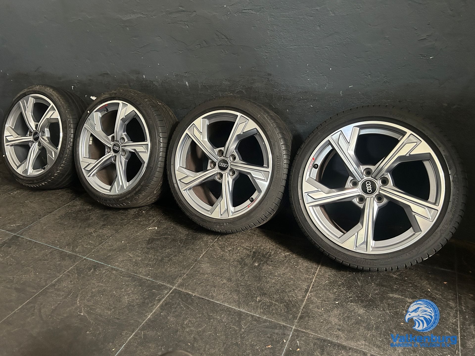 6-7mm! Originele Audi A3 S3 8Y Audi Sport 18 inch velgen 5x1, 18 inch, Gebruikt, -, -