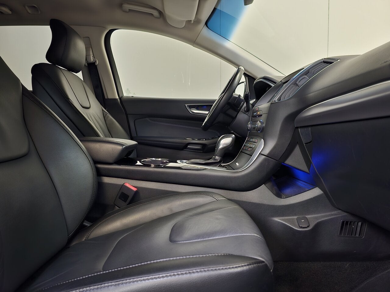 Ford Edge 2.0TDCi Autom. - Leder - GPS - Topstaat!, 4 deurs, 4 cilinders, 149 g/km, Zwart