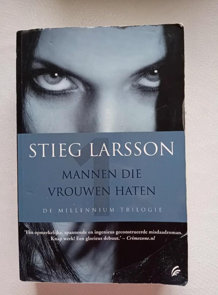 "Mannen die vrouwen haten", Enlèvement ou Envoi, Utilisé, Stieg Larsson