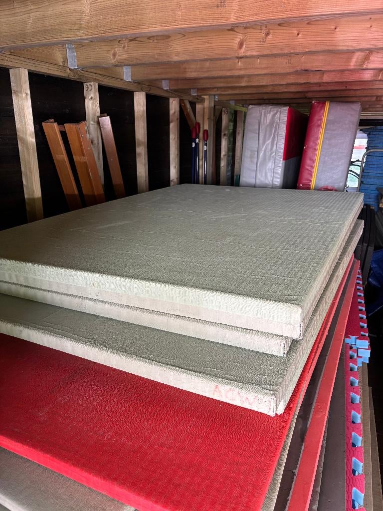 judomatten 150 x 100 x 4 cm 5 stuks, Ophalen, Gebruikt