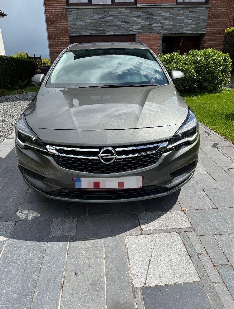 Opel Astra 1,6 diesel 2019 144000 km, Autos, Opel, Argent ou Gris, Achat, Euro 6, 5 portes