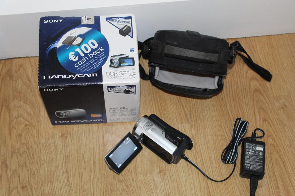 Sony handycam digitaal, Ophalen, 20x of meer, Sony, Camera